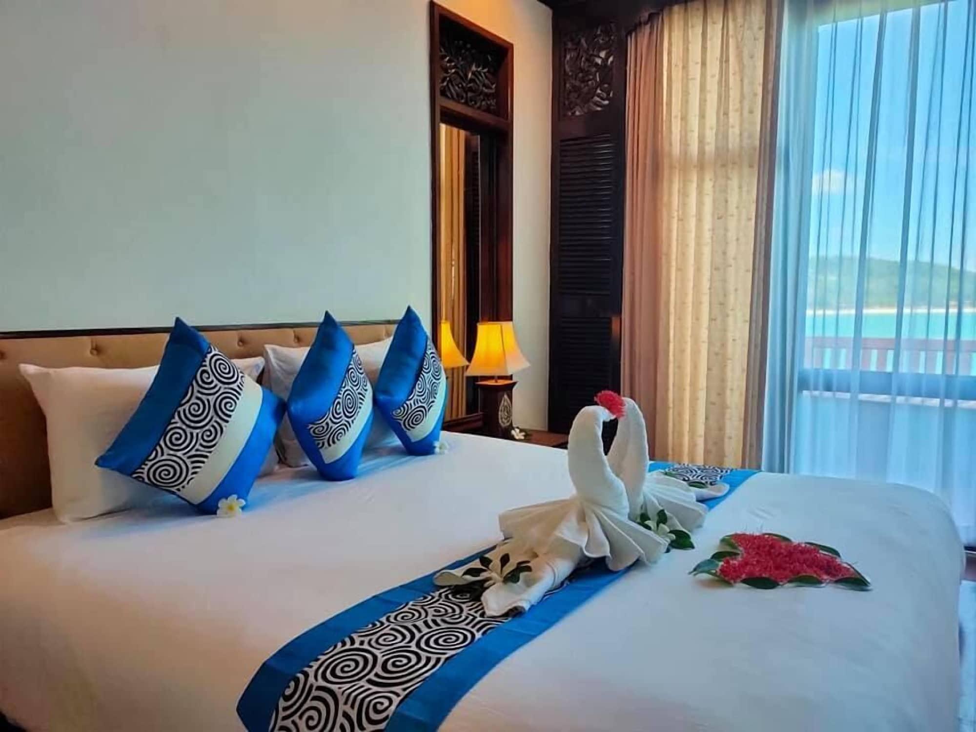 Racha Kiri Resort & Spa, Khanom Kültér fotó